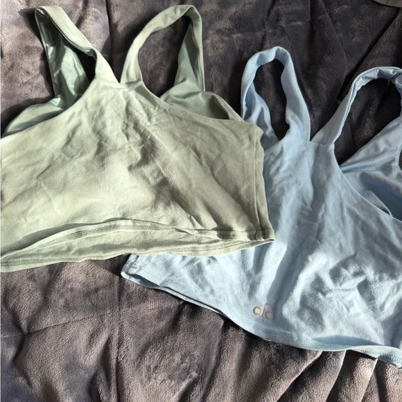 ALO Yoga Dual Tank Set in sage and Light Blue - Picture 2 of 2